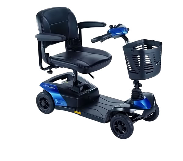 Elektrischer Mobilitätsscooter mit schwarzem Sitz, Lenker und Korb vorne.